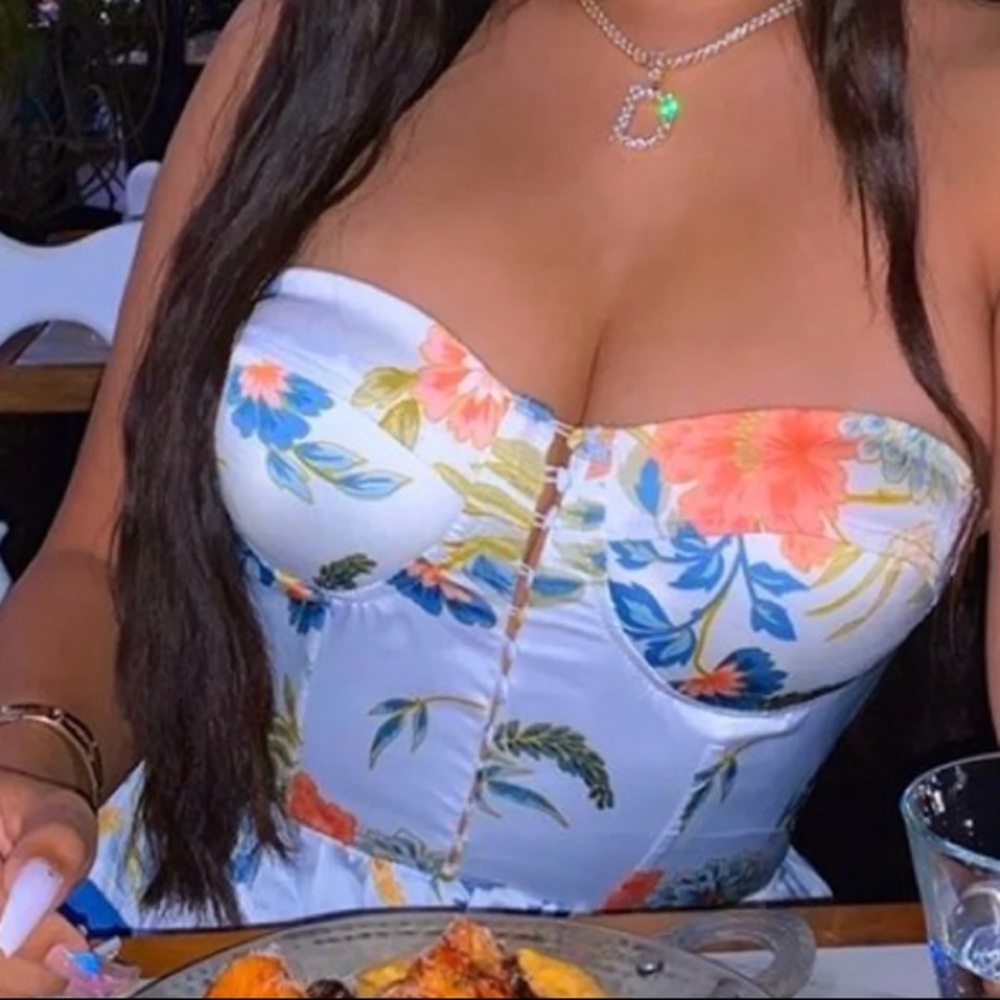 Fashion nova corset top